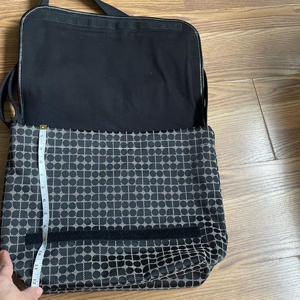 KATE SPADE Noel Jacquard Black/White Canvas Flap Messenger Crossbody Tote Bag - Picture 4 of 15
